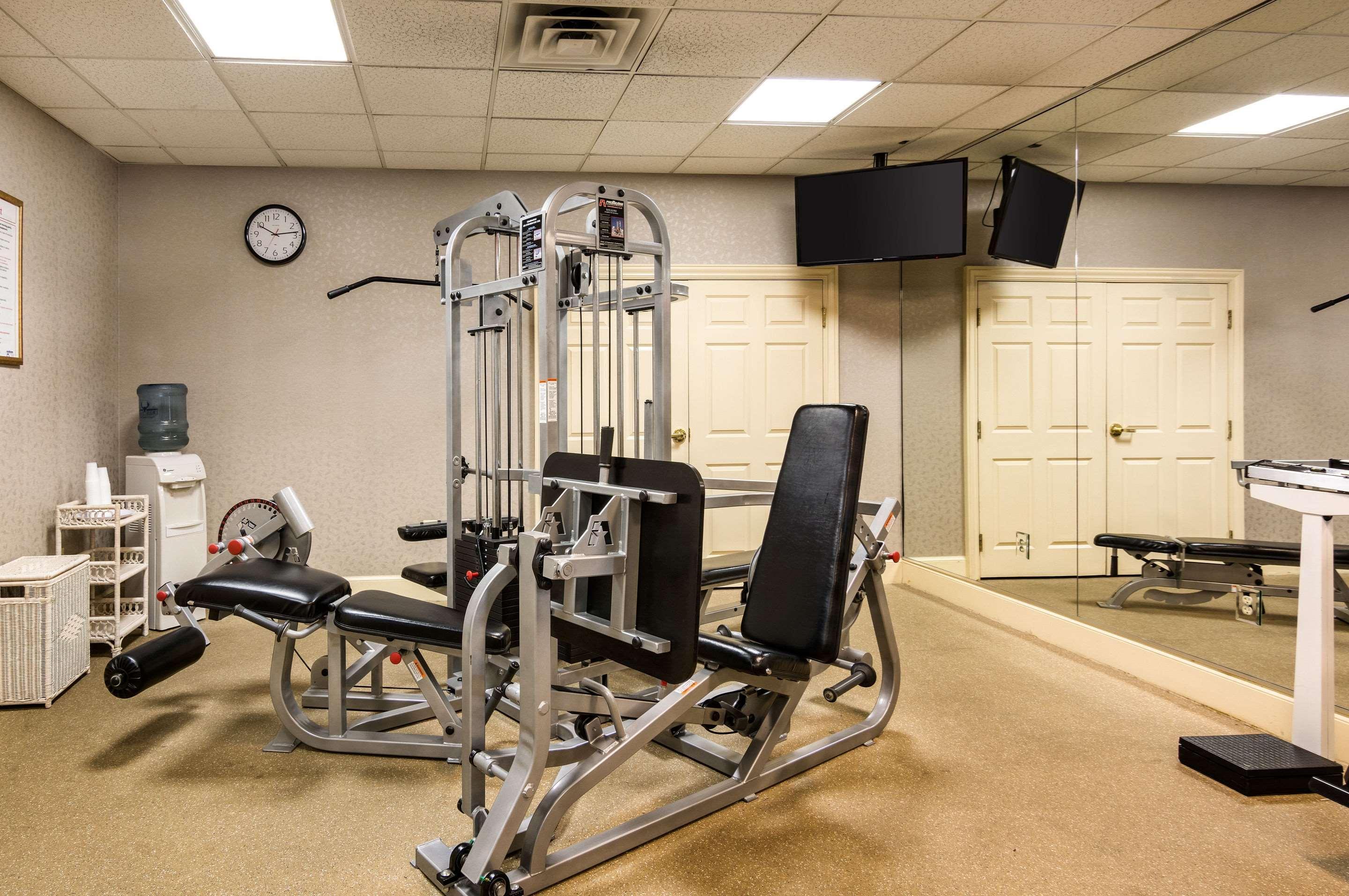 Quality Inn Near Joint Base Andrews-Washington Area Кэмп Спрингс Экстерьер фото